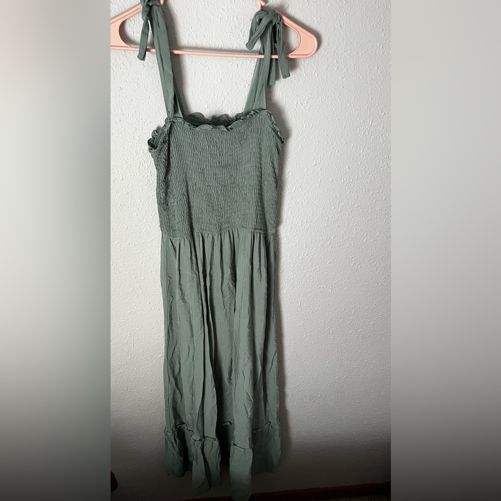 Dress - Picture 3 of 3